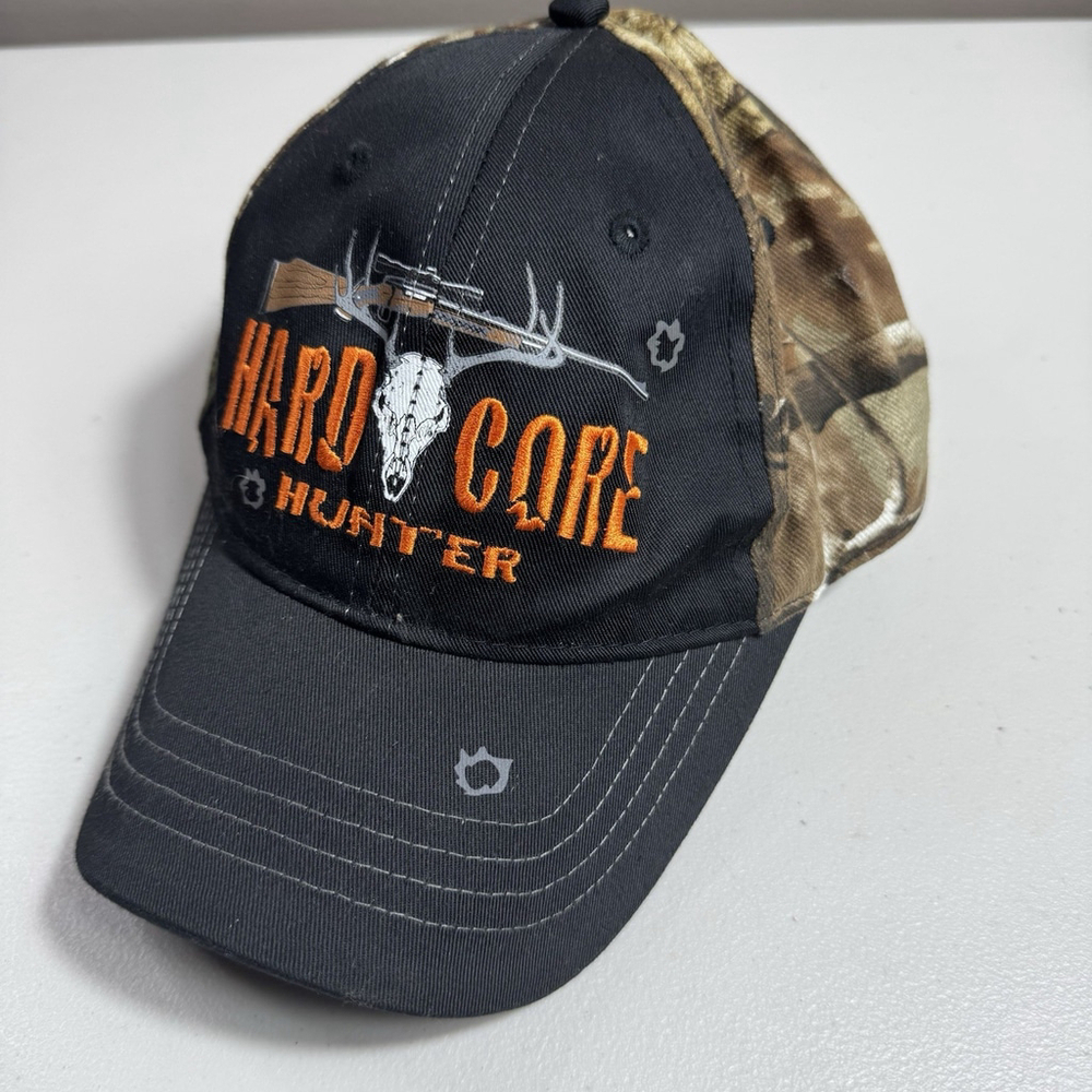 Hard Core Hunter Realtree Outdoor Camo and Black Hat / Cap with Skull & Gun Logo